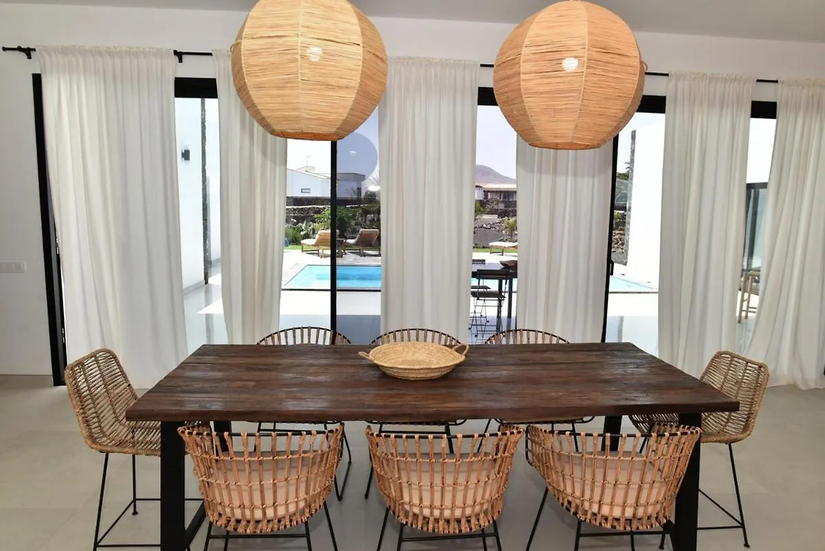 Villa Pitaya - Luxury Escape La Oliva